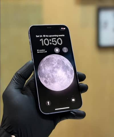 Apple iPhone 12