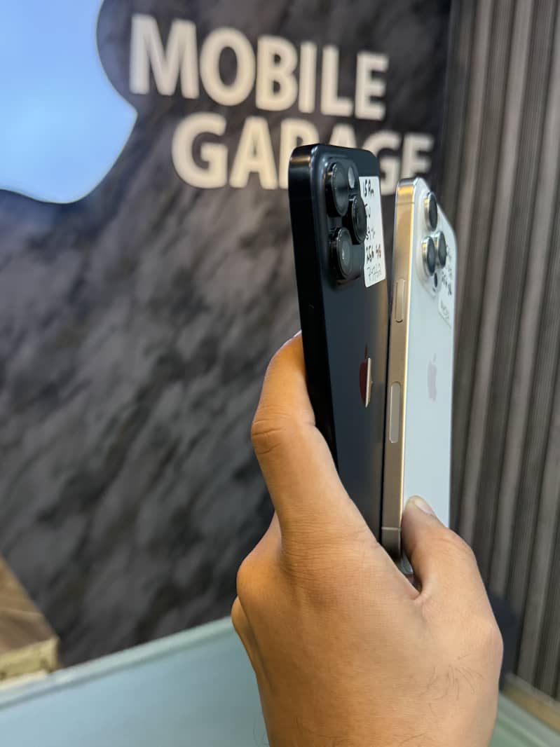 Apple iPhone 15 Pro Max 3