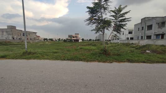 F-107 Direct Deal with Owenr | 1 Kanal Plot | DHA Phase 8