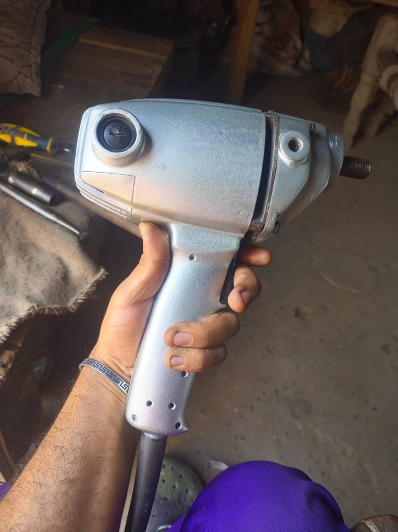 sander or buff machine 0