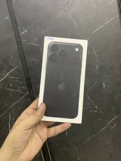 iPhone 18 Pro Max jv 0 cycle