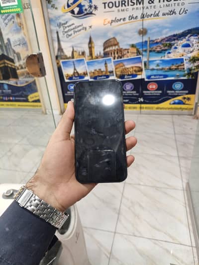 Apple iPhone 13