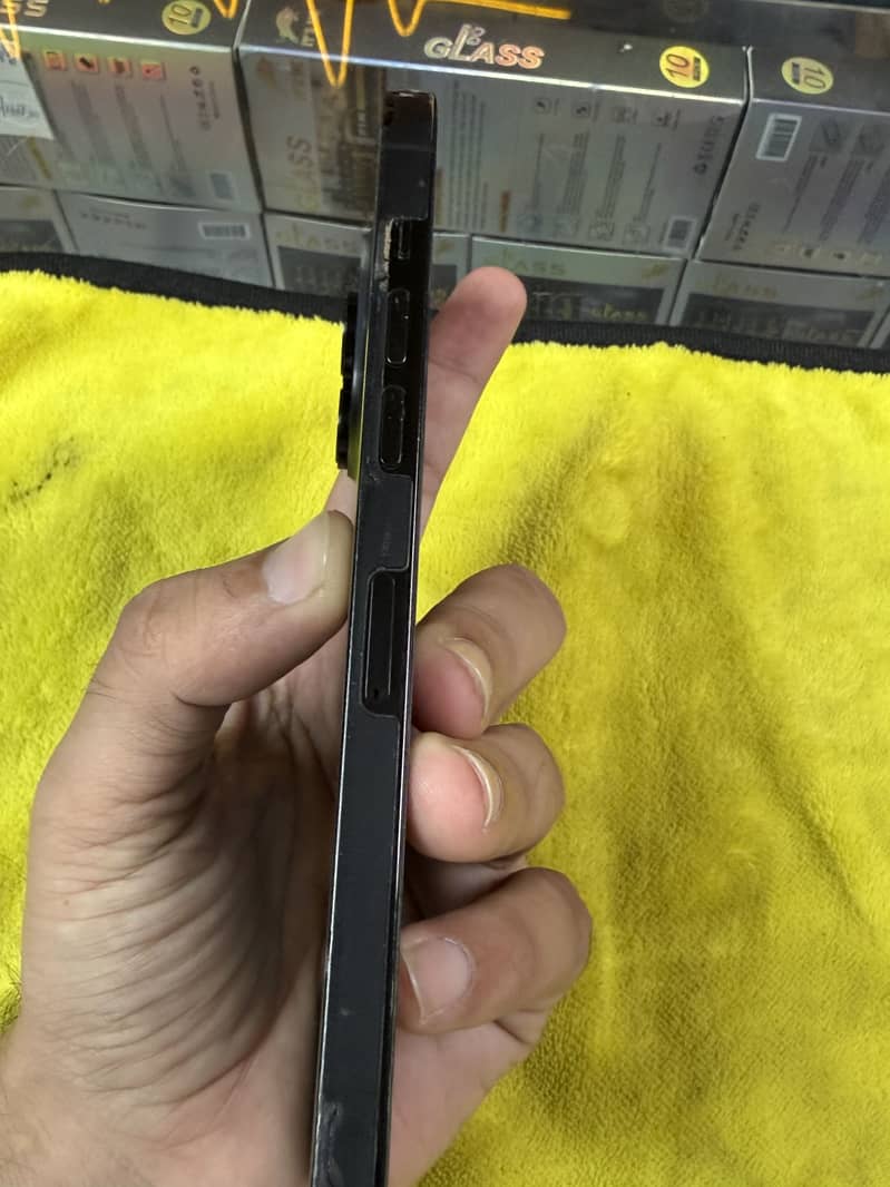 Apple iPhone 14 Pro Max 3