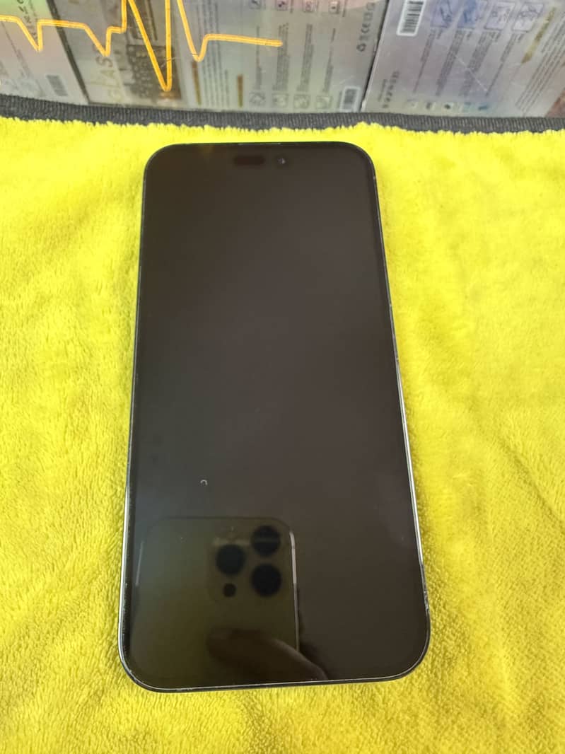 Apple iPhone 14 Pro Max 4