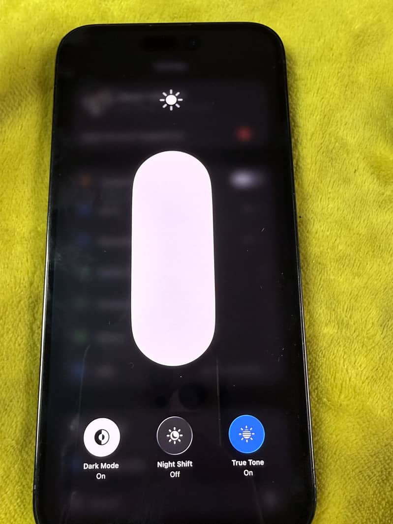 Apple iPhone 14 Pro Max 9