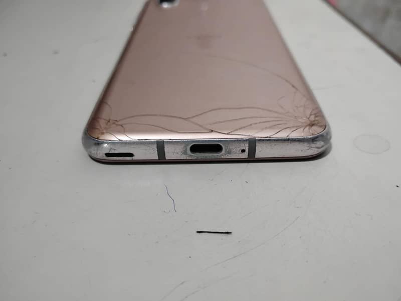Sharp Aquos R2 2