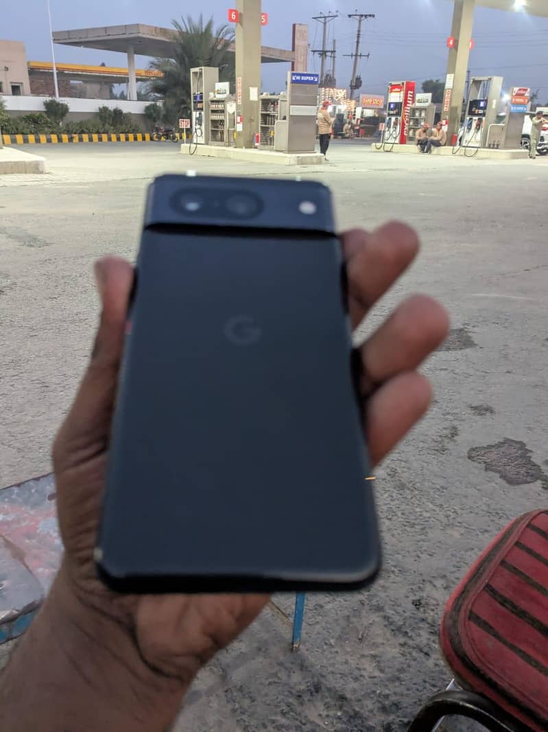 Google Pixel 8 0