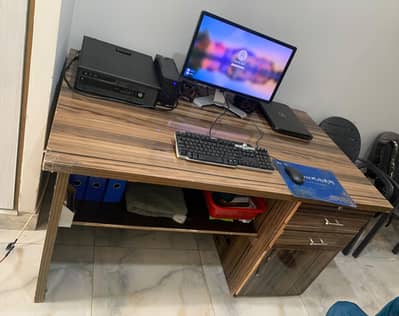 Executive Office Table Whats App + 307 6043090