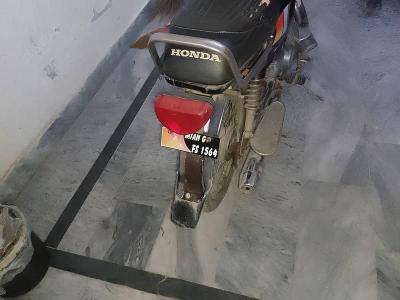 Honda cd70 2 model 2