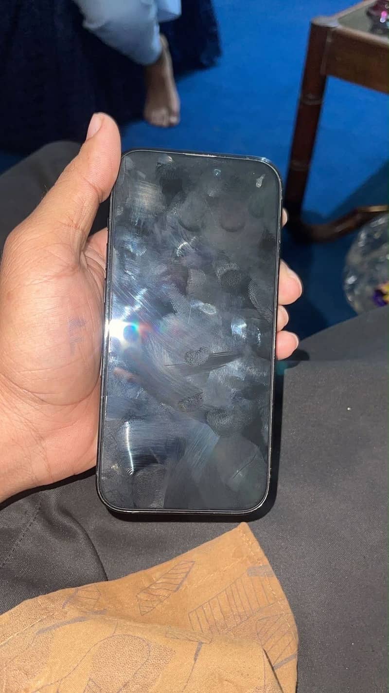 Apple iPhone 14 Pro 3