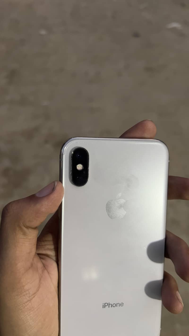 Apple iPhone X 3