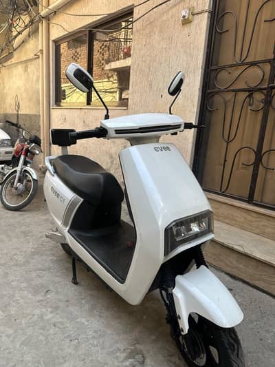 Scooty
