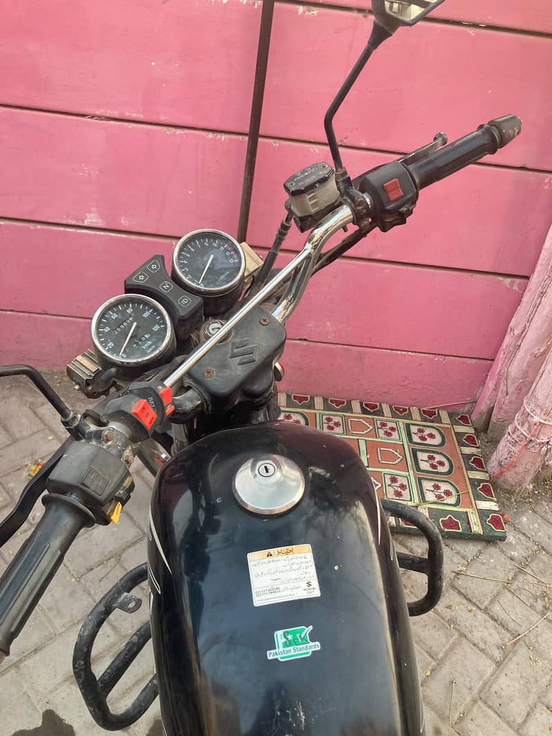Suzuki GS 150 SE 2020 - Standard Bikes - 1120902108