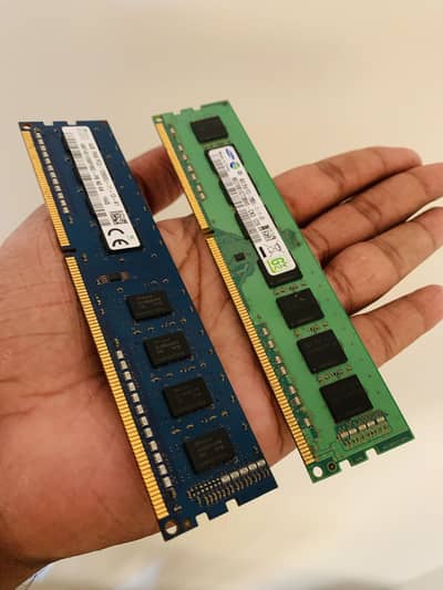 RAM DDR3 8GB 1600 Mhz 1 Stick 4GB DDR3 1 Stick  Available