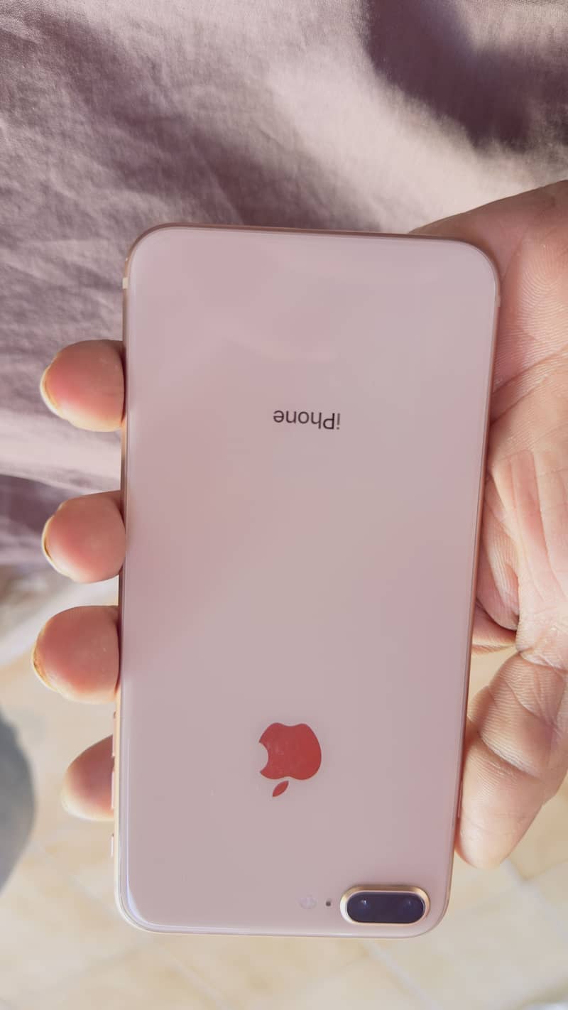 Apple iPhone 8 Plus 10