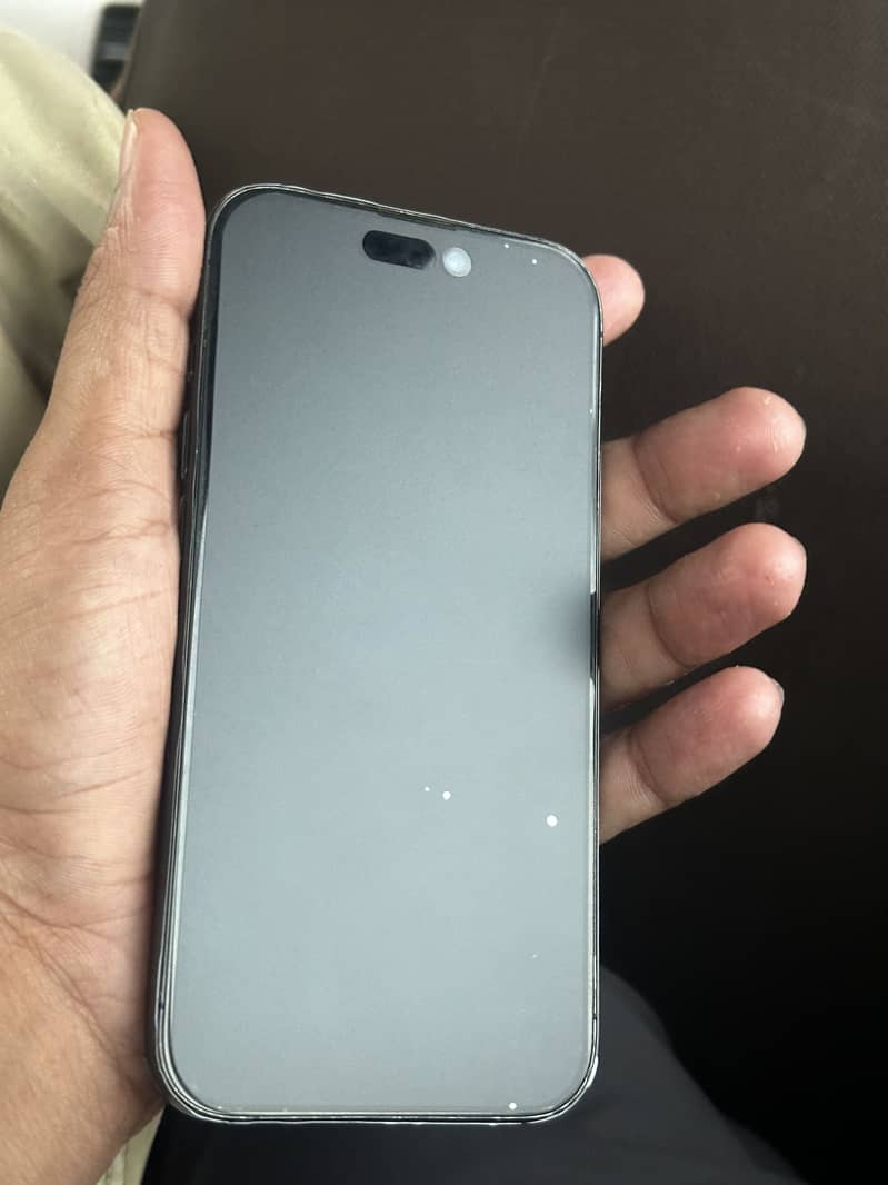 Apple iPhone 15 Pro 3