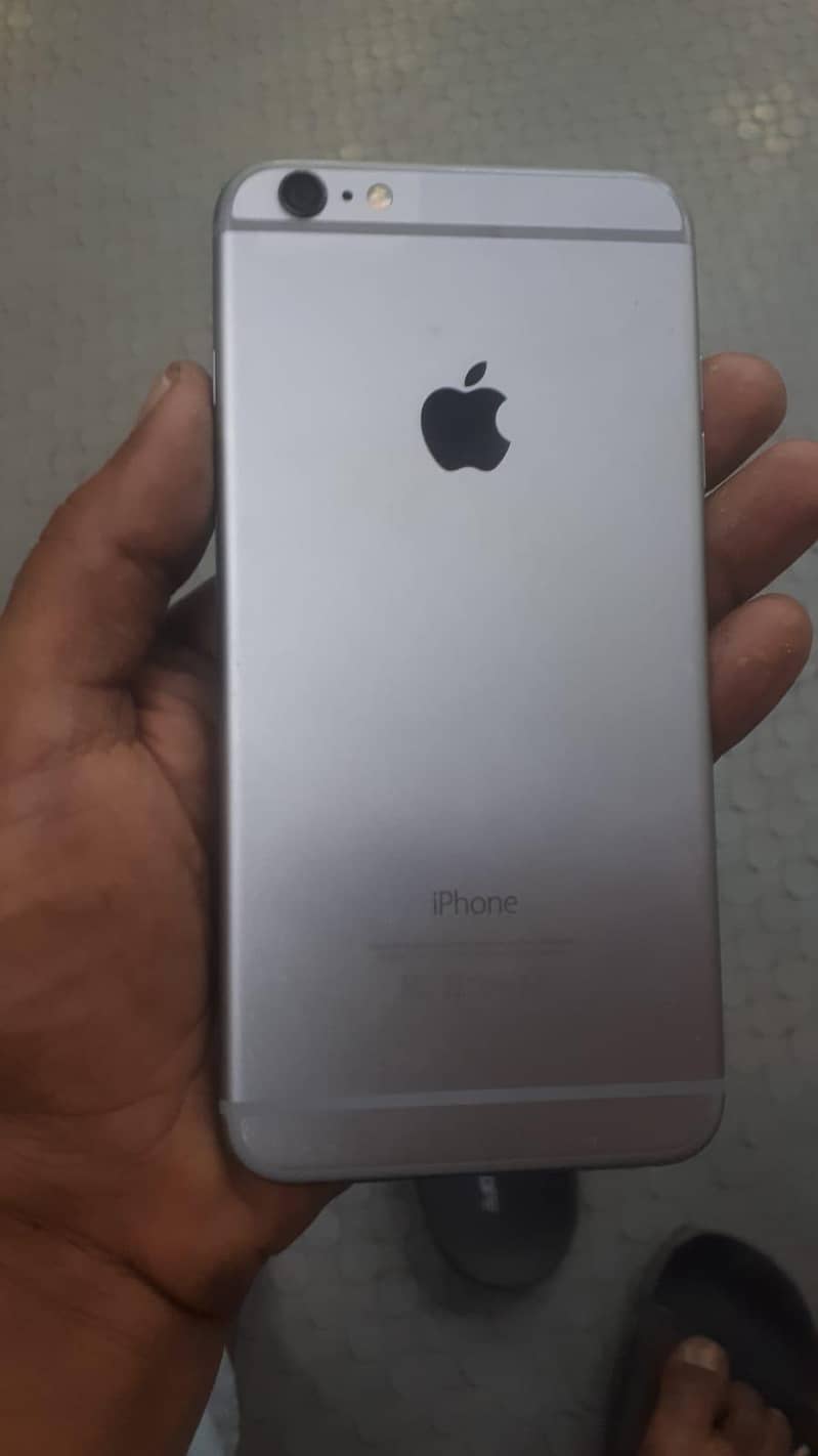 Apple iPhone 6 Plus 2