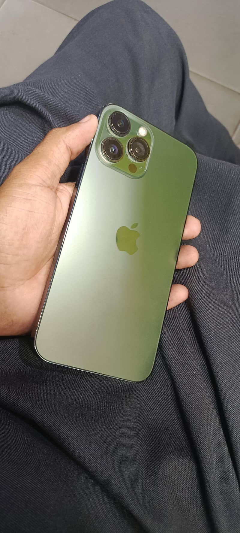 Apple iPhone 13 Pro Max 0