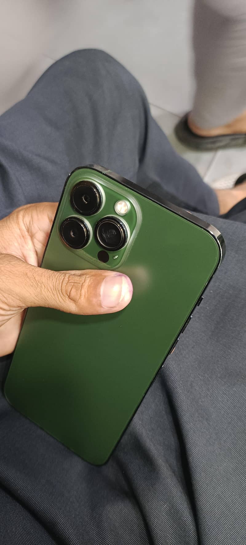 Apple iPhone 13 Pro Max 3