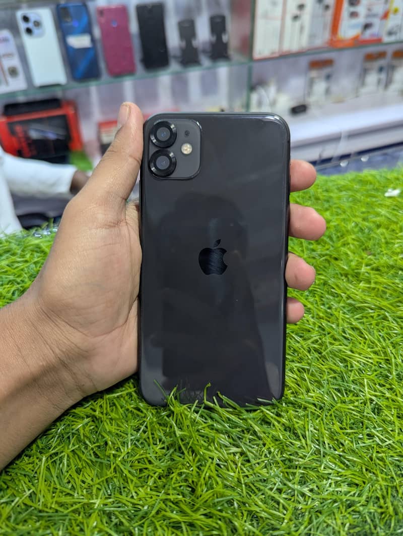 Apple iPhone 11 0