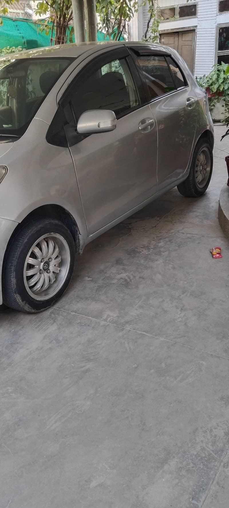 Toyota Vitz 2008 3