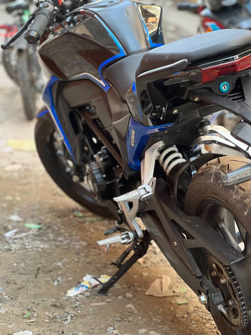 super star 200cc 2