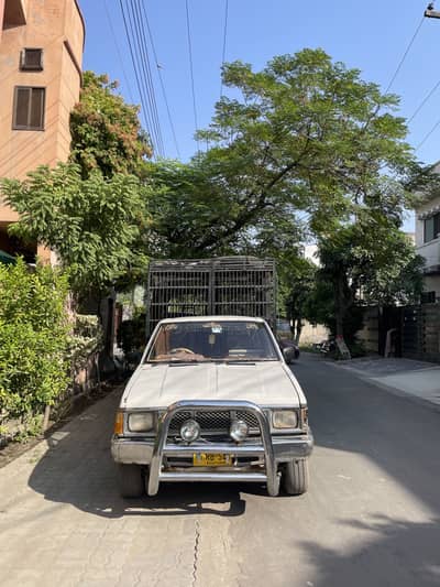 Nissan Chetah 1992 model 03146674949