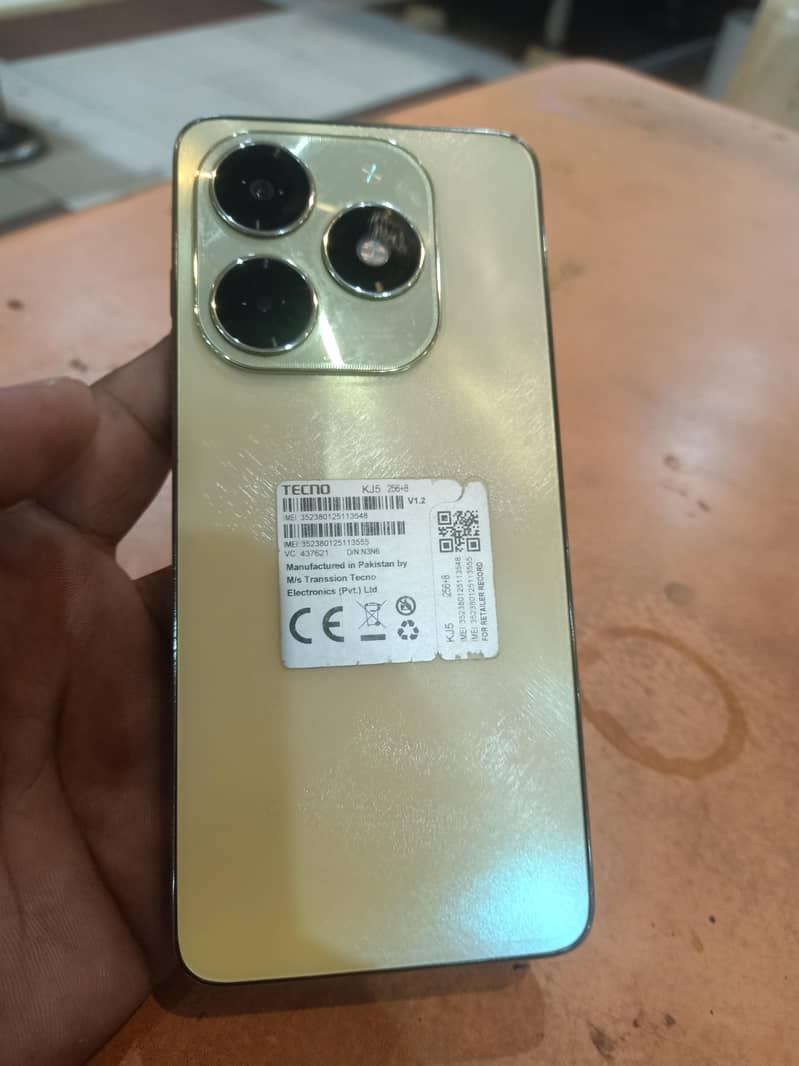 Tecno Spark 20 0