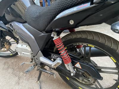 Suzuki GSX 125