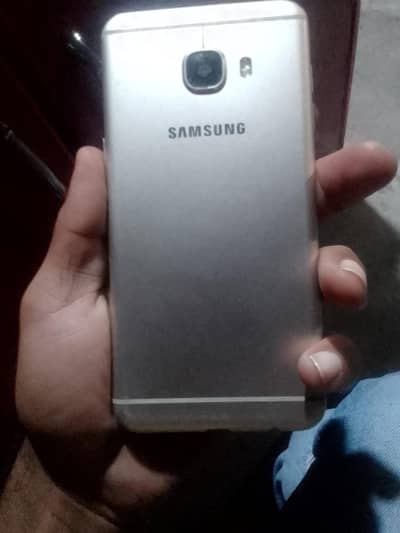 Samsung Mobile J6