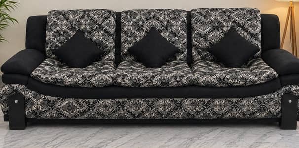 7 seater sofa in good condition