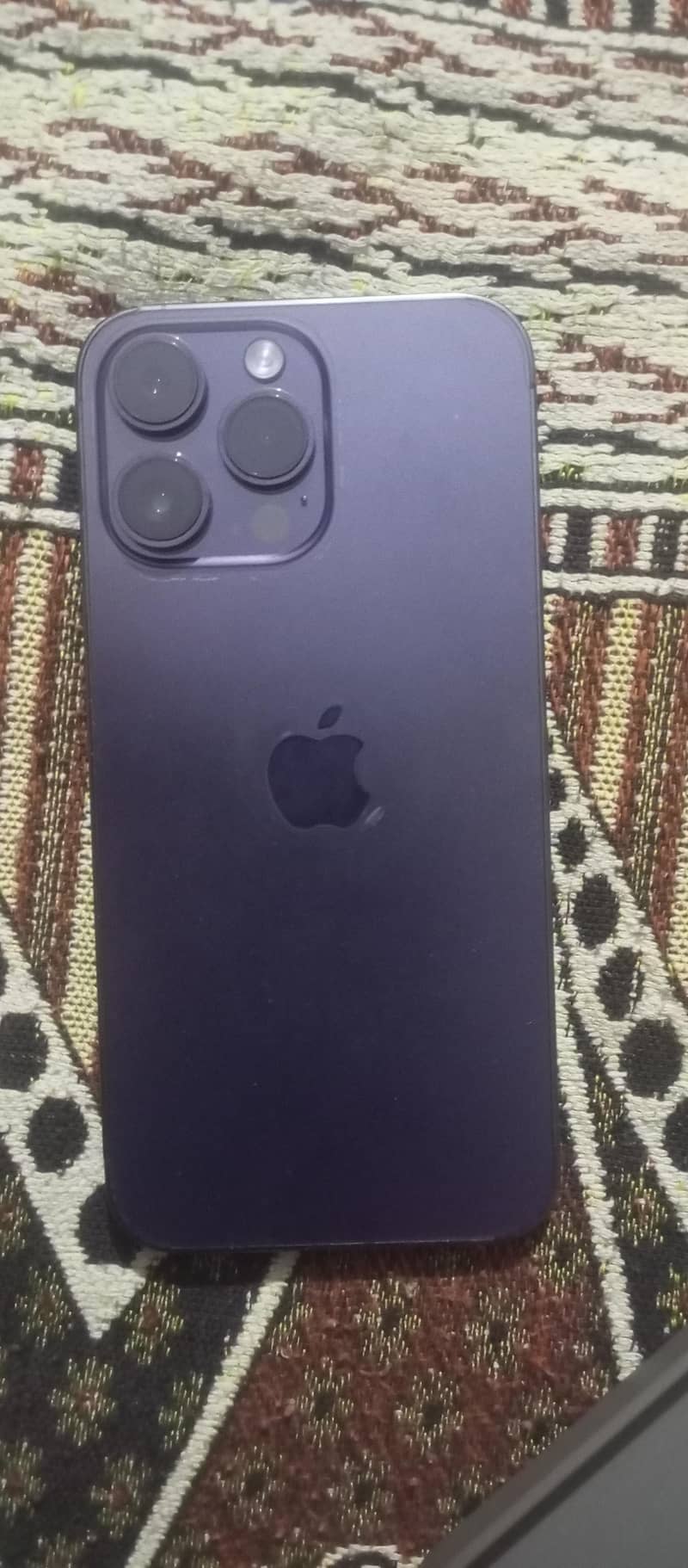 Apple iPhone 14 Pro Max 4