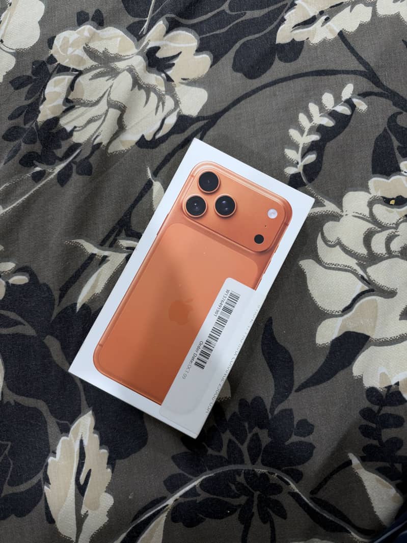 Apple iPhone 17 Pro Max 2