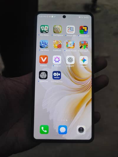 Tecno CAMON 20