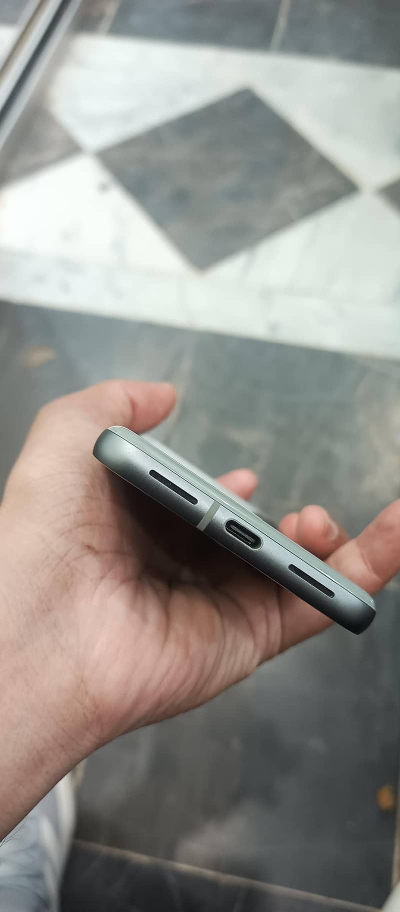 Google Pixel 8 2