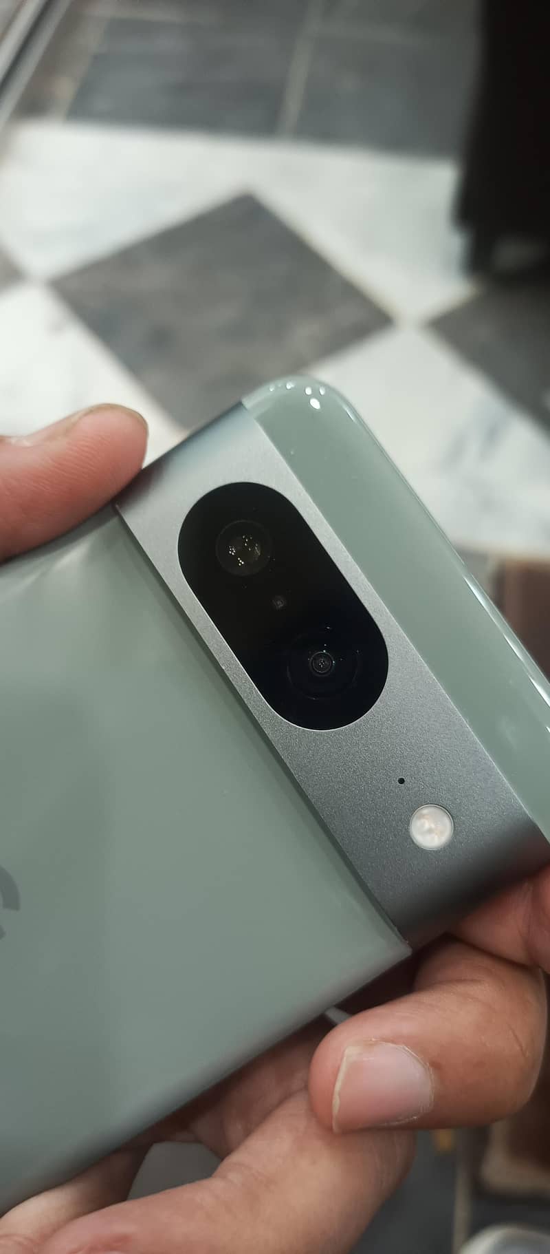 Google Pixel 8 6