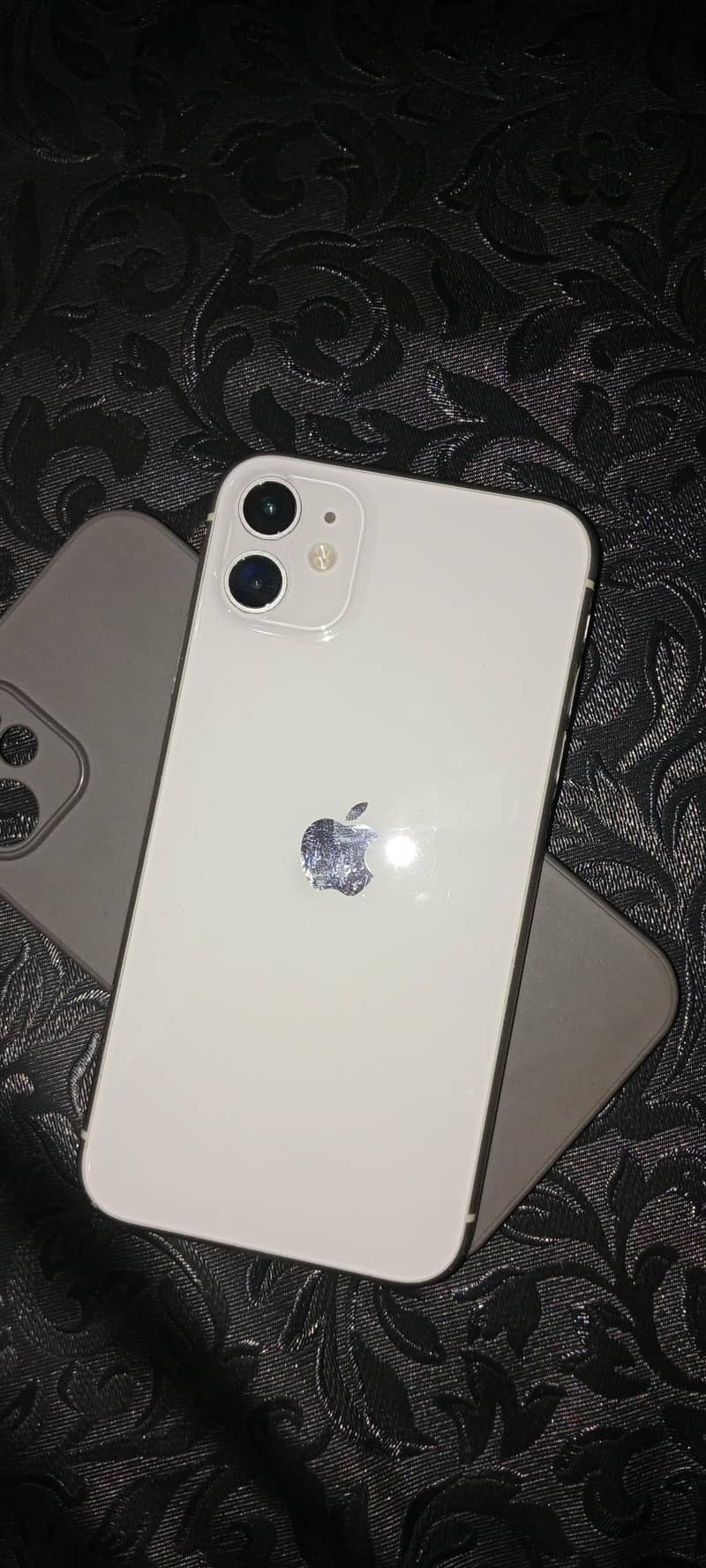 Apple iPhone 11 3