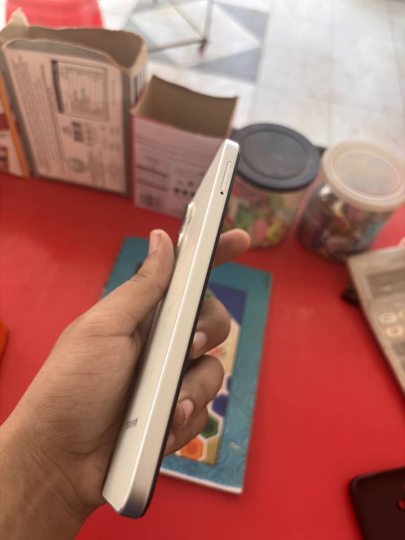 Tecno Spark Go 2 2