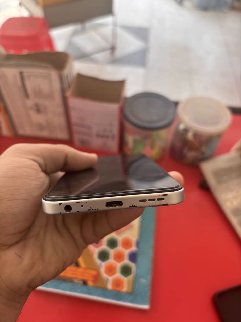 Tecno Spark Go 2 4