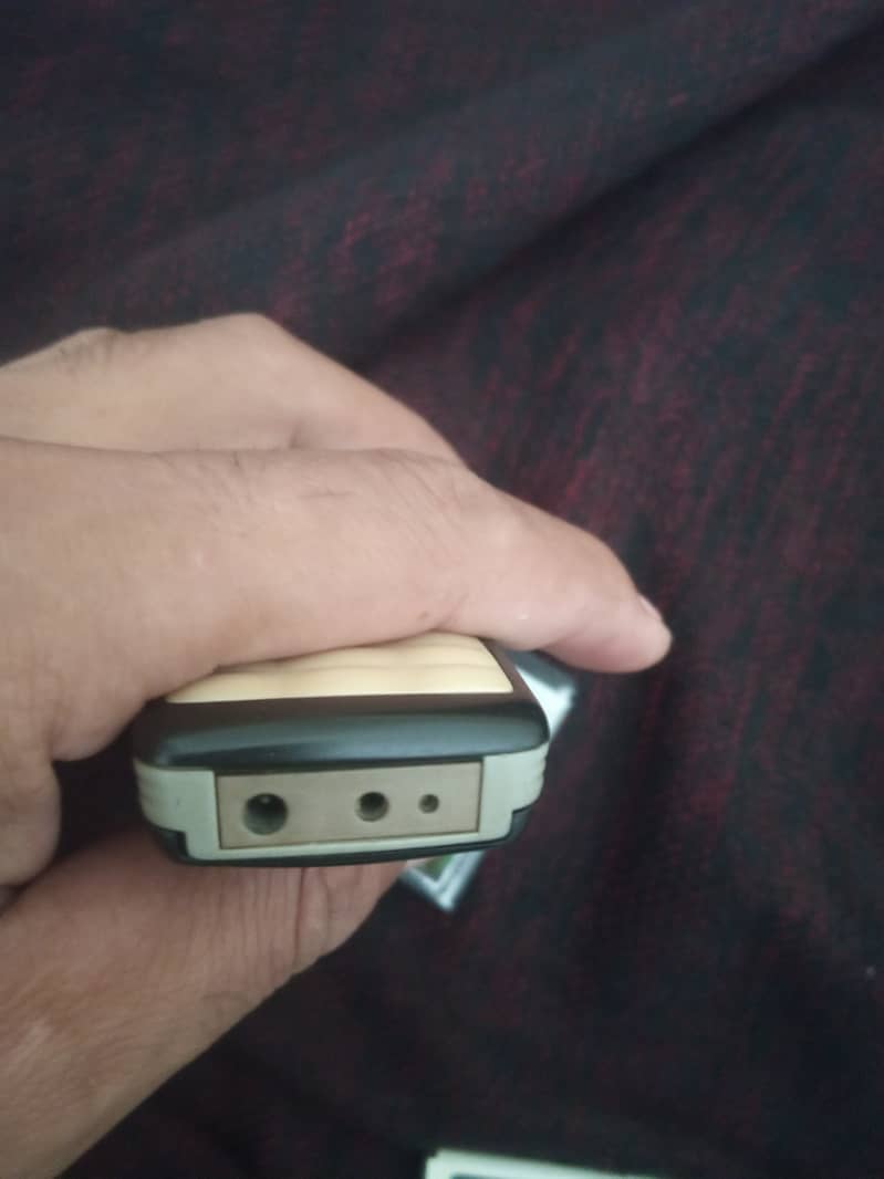 Nokia 1100 6