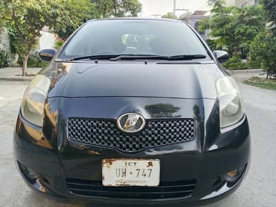 Toyota Vitz 2011