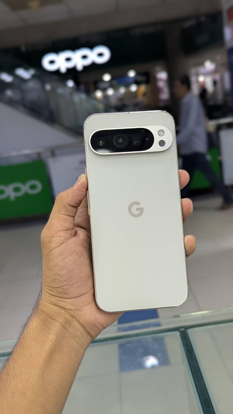 Google Pixel 9 Pro XL 0