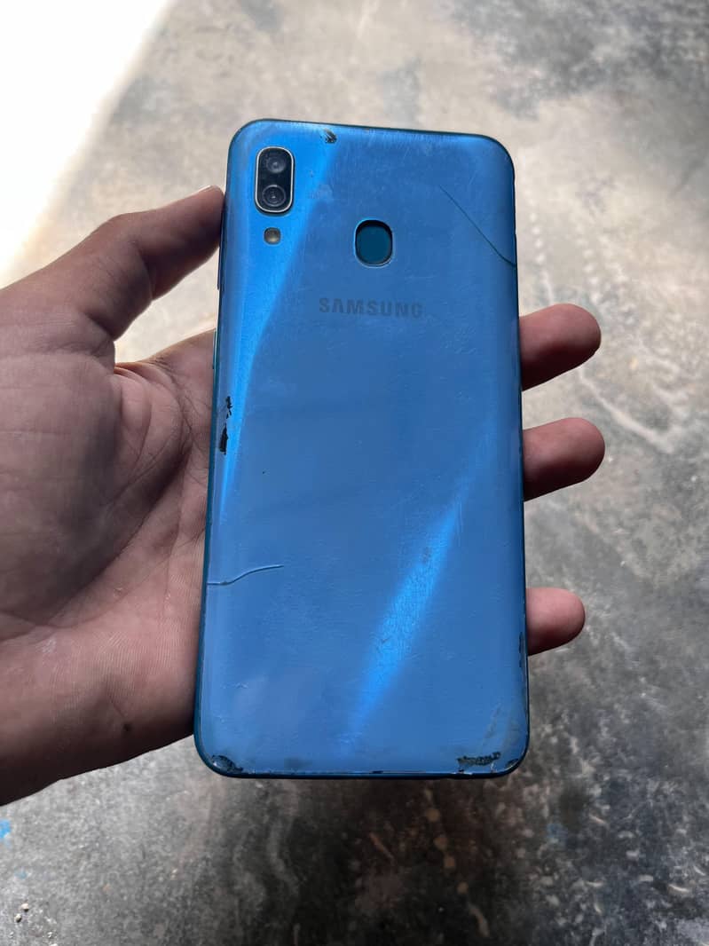Samsung Mobile A30 0