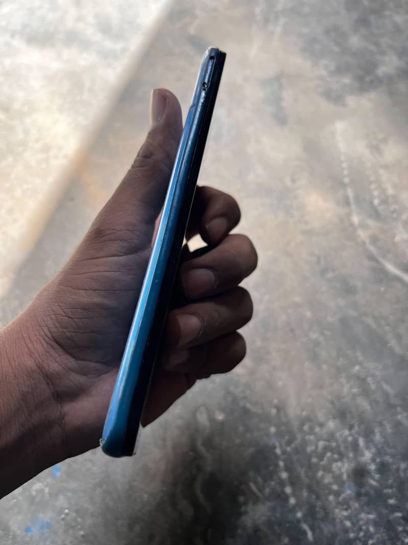 Samsung Mobile A30 2