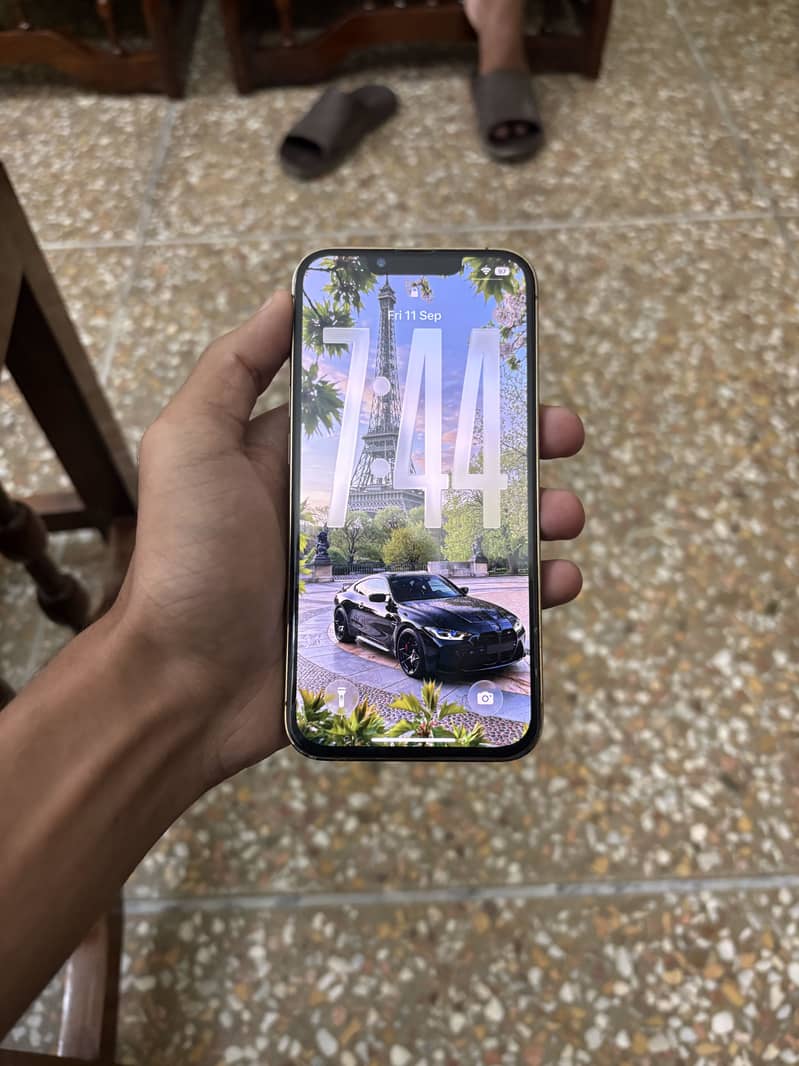 Apple iPhone 13 Pro 4
