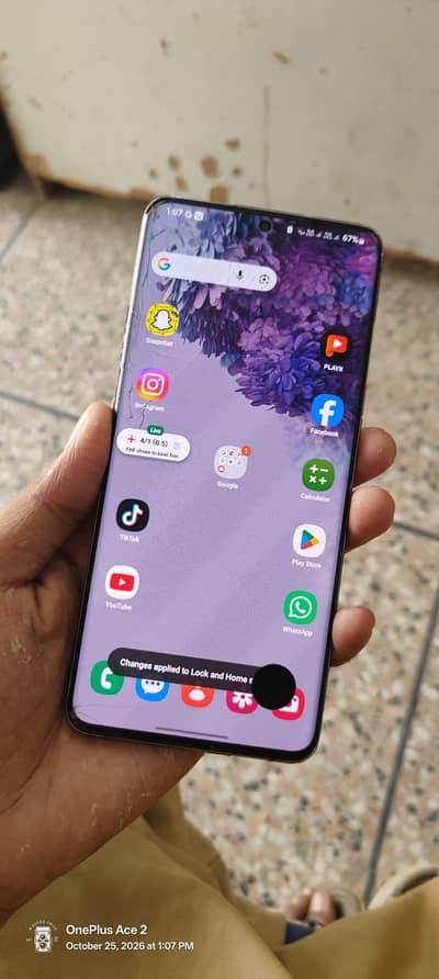 Samsung Mobile S20 Plus