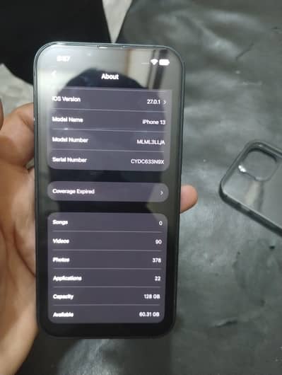 Apple iPhone 13