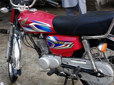 Urgent sale my Bike contact 03486060660 whatsapp &Call