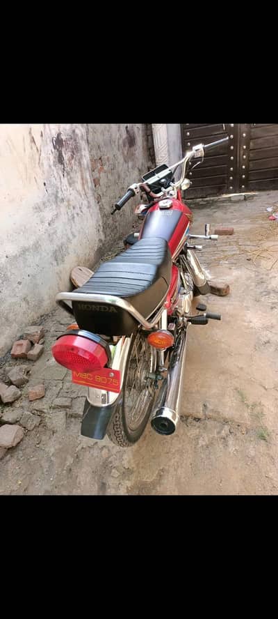 Honda 125 for Sale Call number O32427OO765