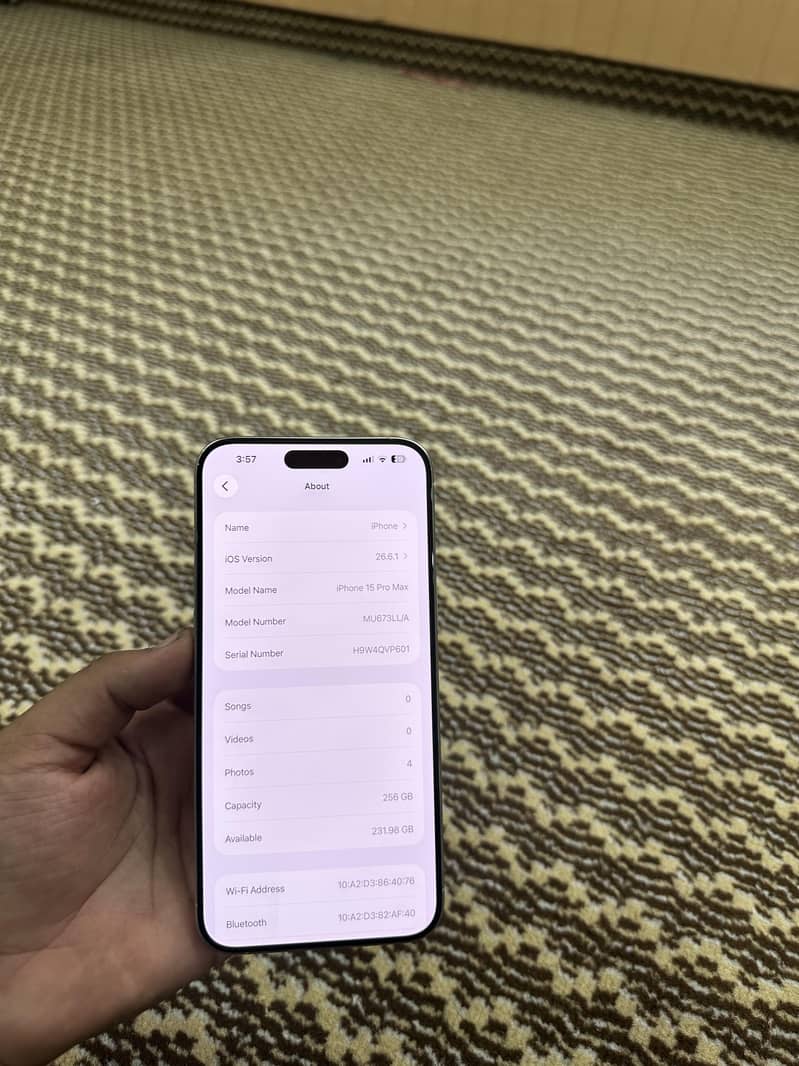 Apple iPhone 15 Pro Max 3